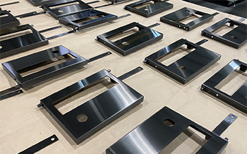 CHING JIA Black Mail Box